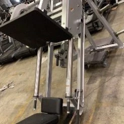 Hammer Strength Plate Loaded 45 Degree Linear Leg Press V1