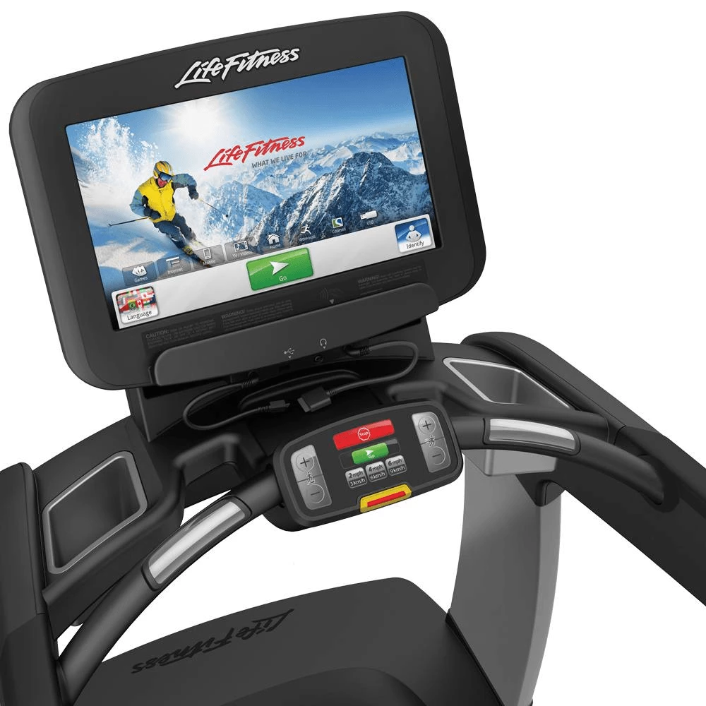 Life Fitness 95T Discover SE Elevation Series Treadmill CARDIO 2 Life Fitness 95T Discover SE Elevation Series Treadmill CARDIO