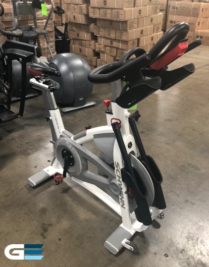 Schwinn AC Performance Plus Carbon Blue Belt Drive CARDIO 4 Schwinn AC Performance Plus Carbon Blue Belt Drive CARDIO