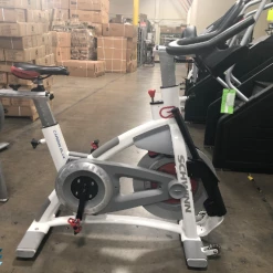 Schwinn AC Performance Plus Carbon Blue Belt Drive CARDIO 7 Schwinn AC Performance Plus Carbon Blue Belt Drive CARDIO