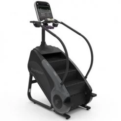 New 2022 StairMaster 8 Series Gauntlet 8G LCD Screen