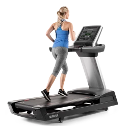New 2022 FreeMotion T10.9 Reflex Treadmill CARDIO